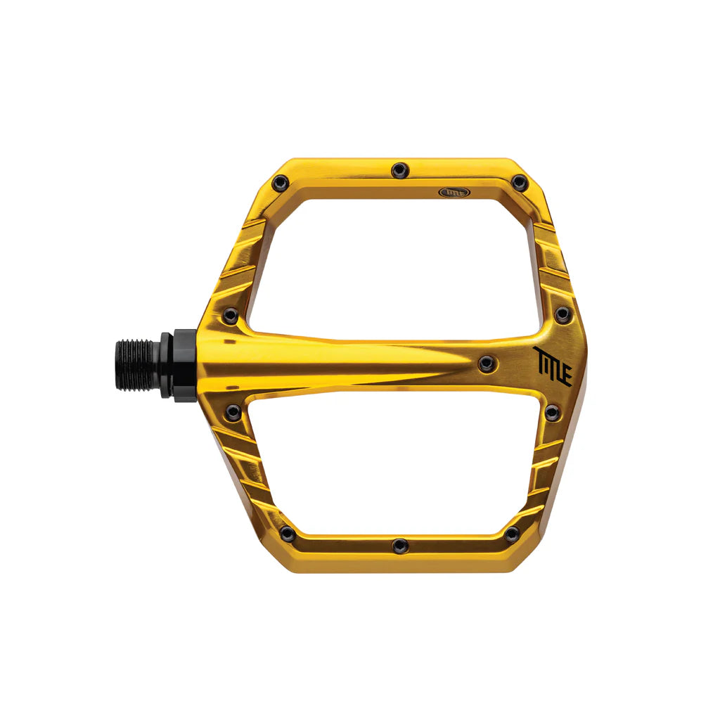 01 TITLE Connect Pedals