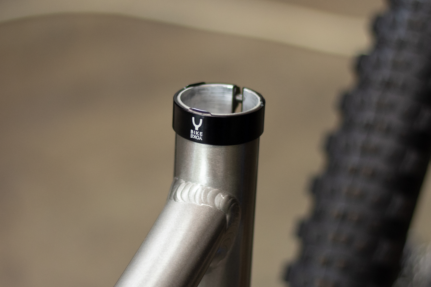 BIKE YOKE Squeezy Seat Post Clamp