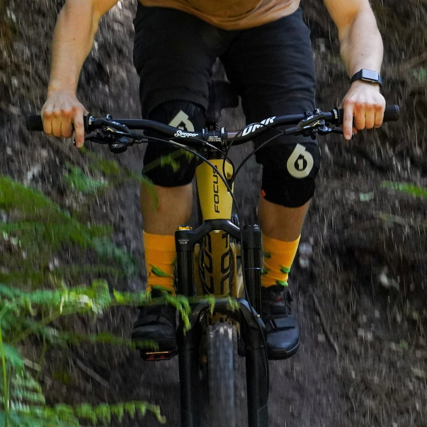 04.3 DMR SWEEPER HANDLEBAR