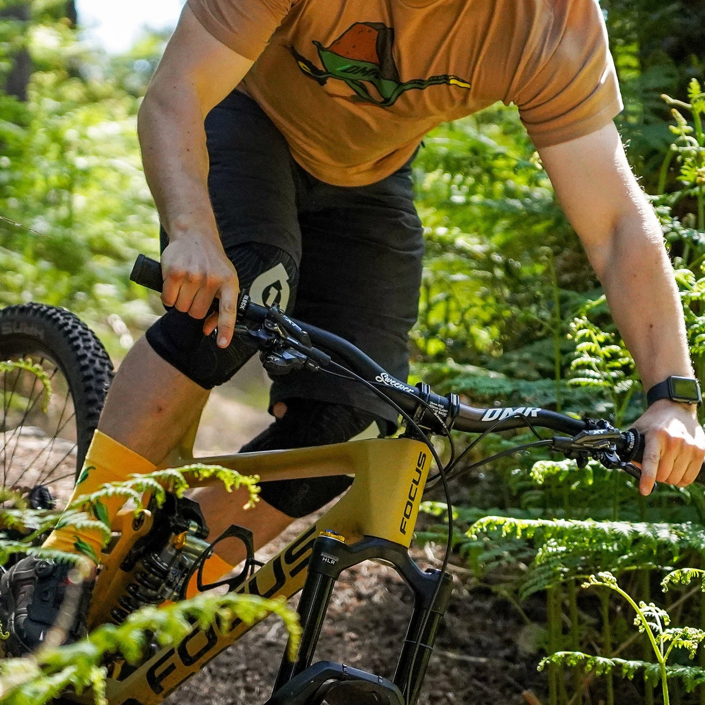 04.3 DMR SWEEPER HANDLEBAR