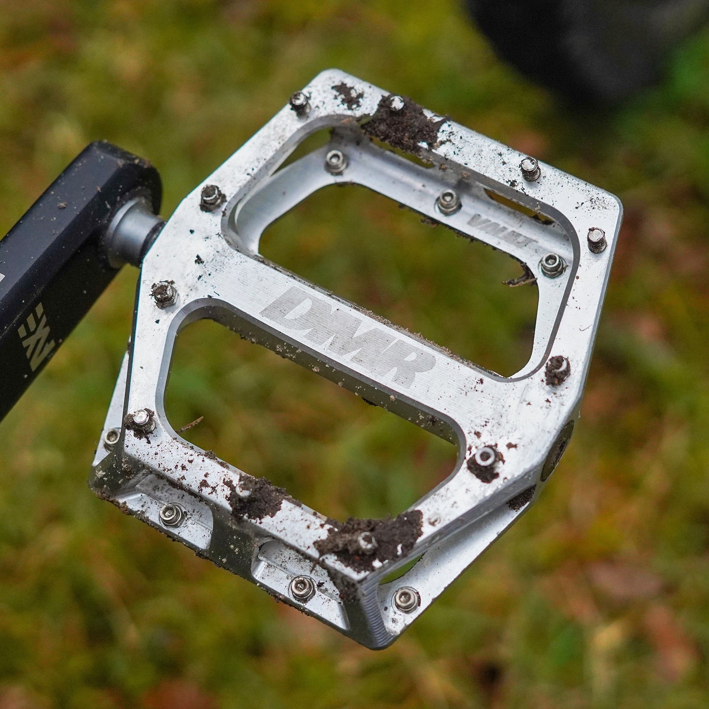 10.9 DMR VAULT PEDALS