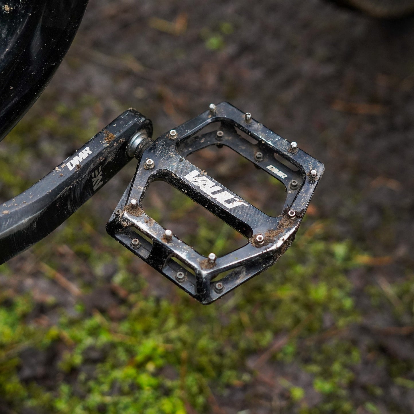 10.9 DMR VAULT PEDALS