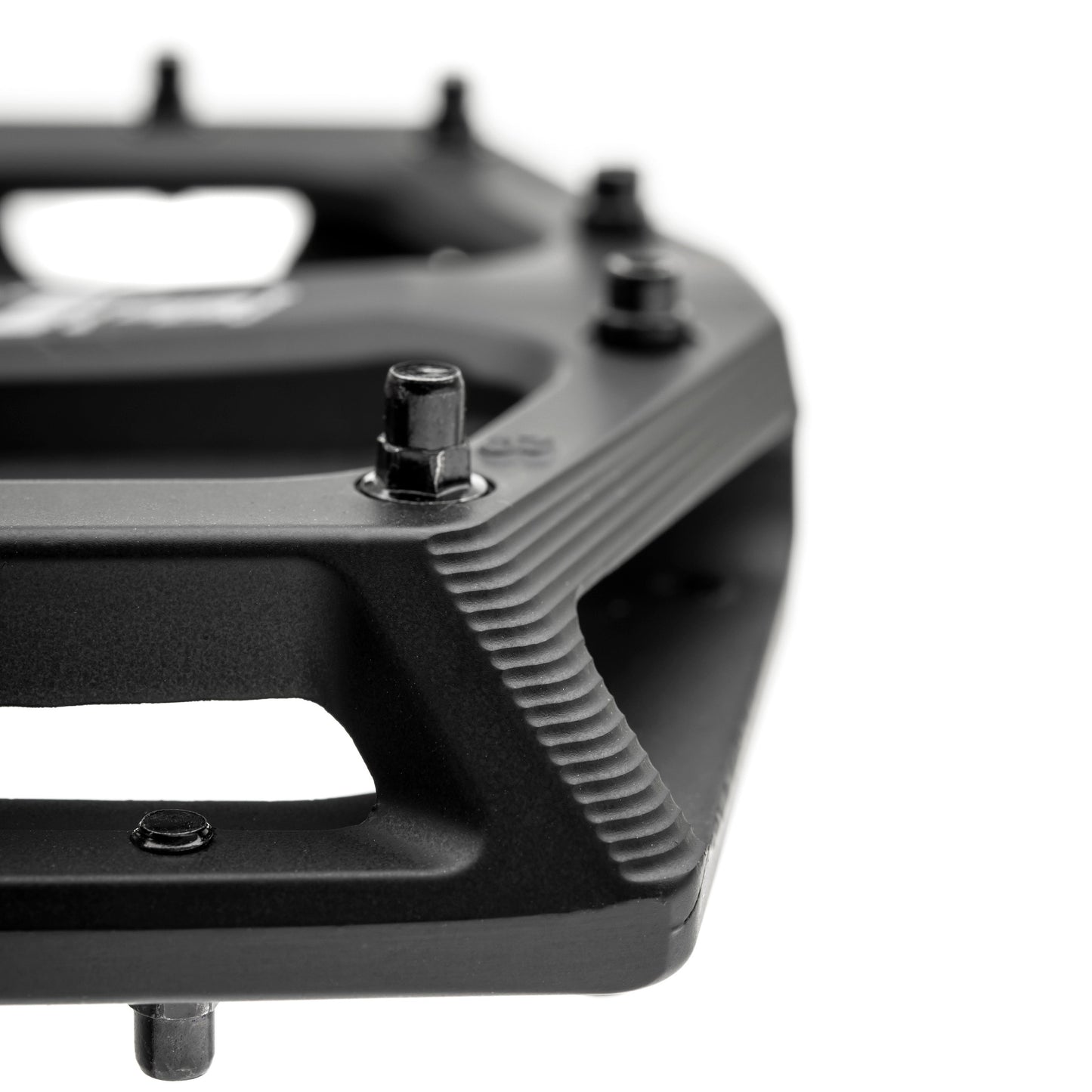10.9 DMR VAULT PEDALS MAGNESIUM