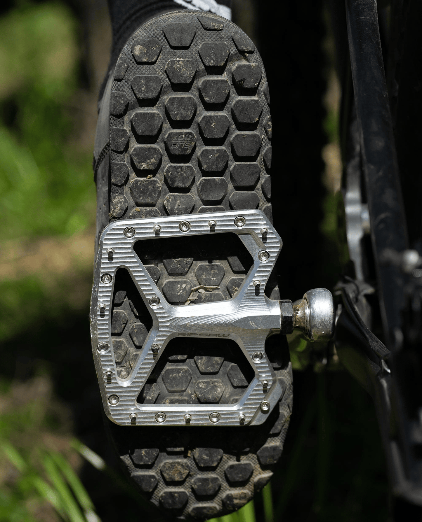 WOLF TOOTH Ripsaw Aluminum Pedals