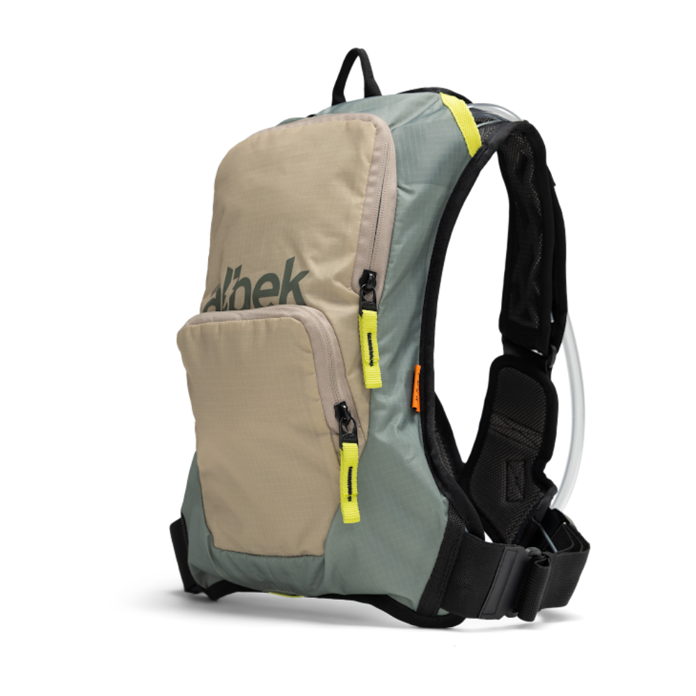 01 albek H20 - HAUL FOUR HYDRATION PACK