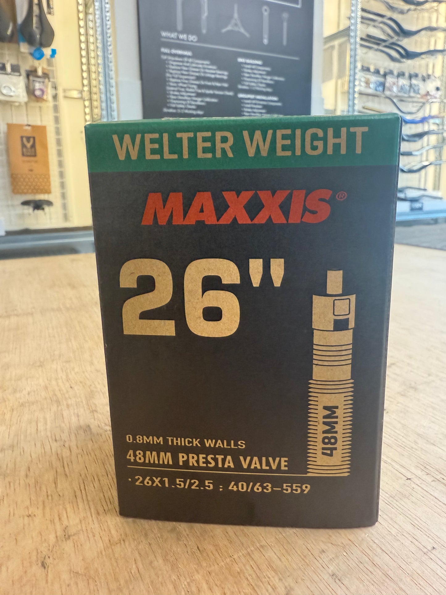 MAXXIS Welter Weight Inner Tube 26" PRESTA VALVE