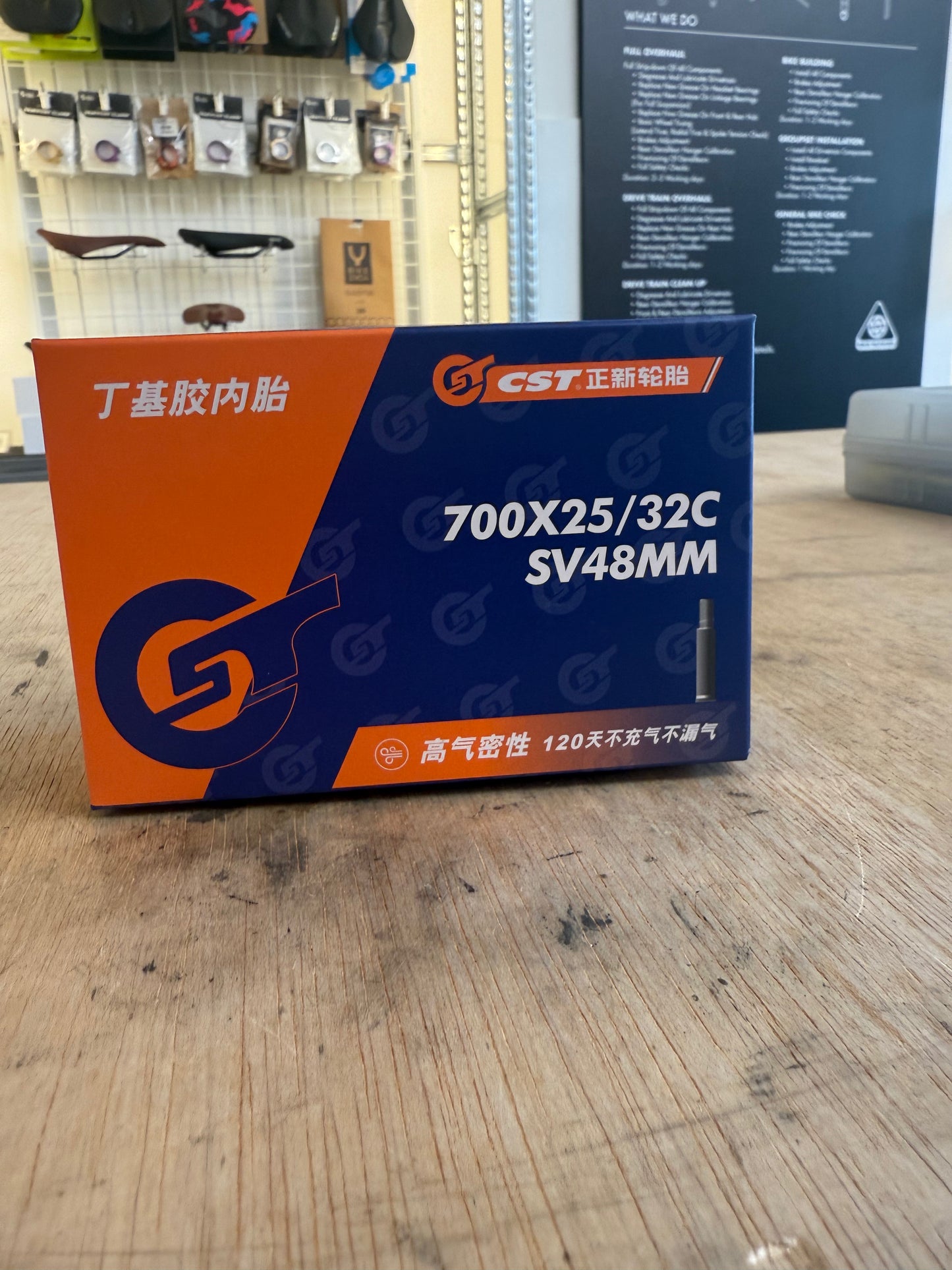 17.2 CST  Inner Tube 700 X 25/32C  SCH