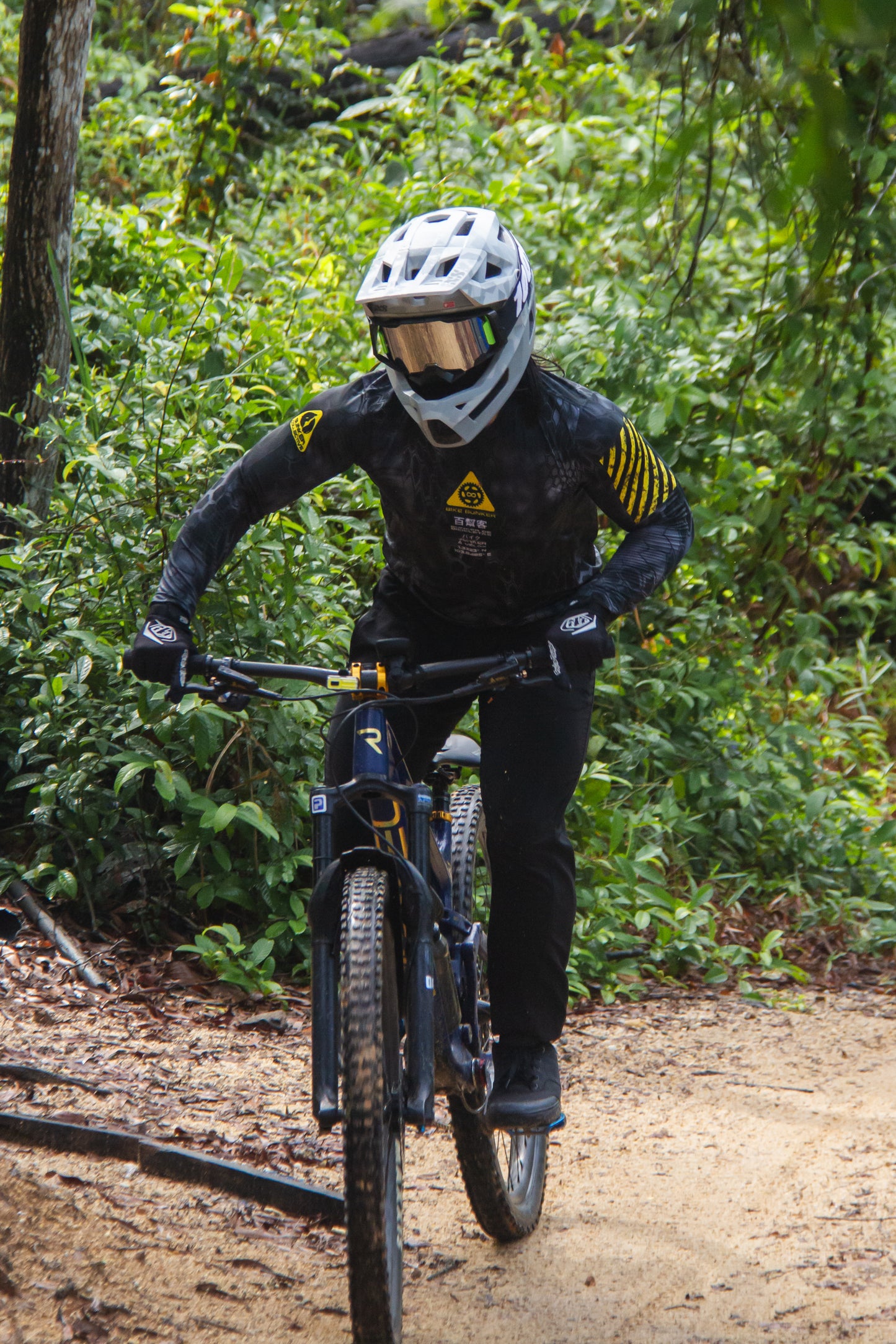 00  BIKE BUNKER LONG SLEEVES JERSEY
