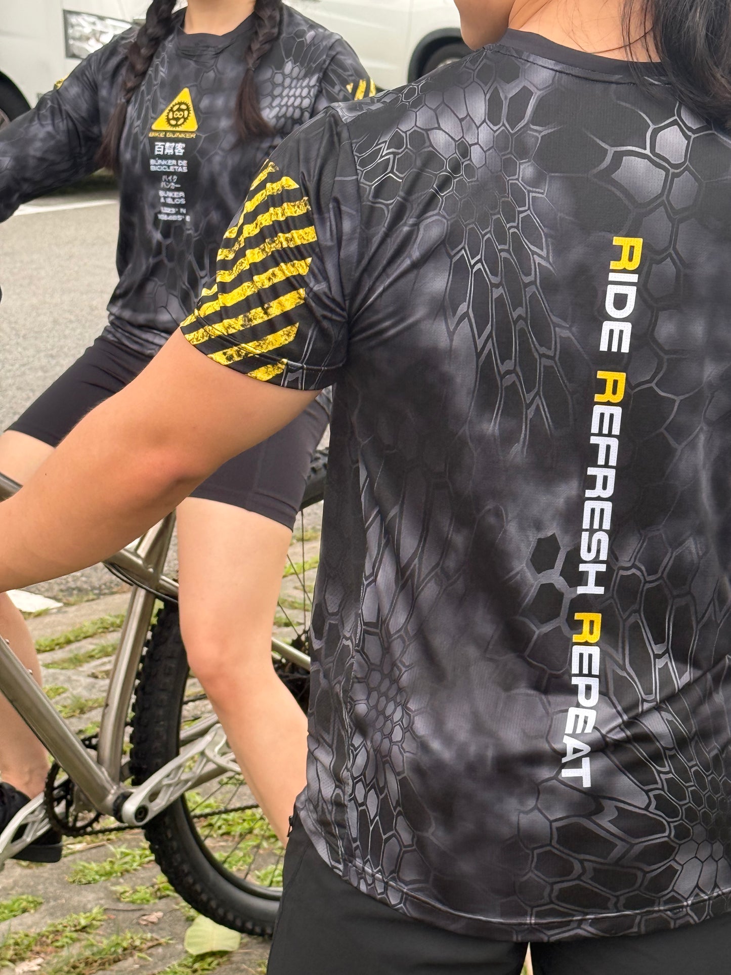 00  BIKE BUNKER SHORT SLEEVES JERSEY