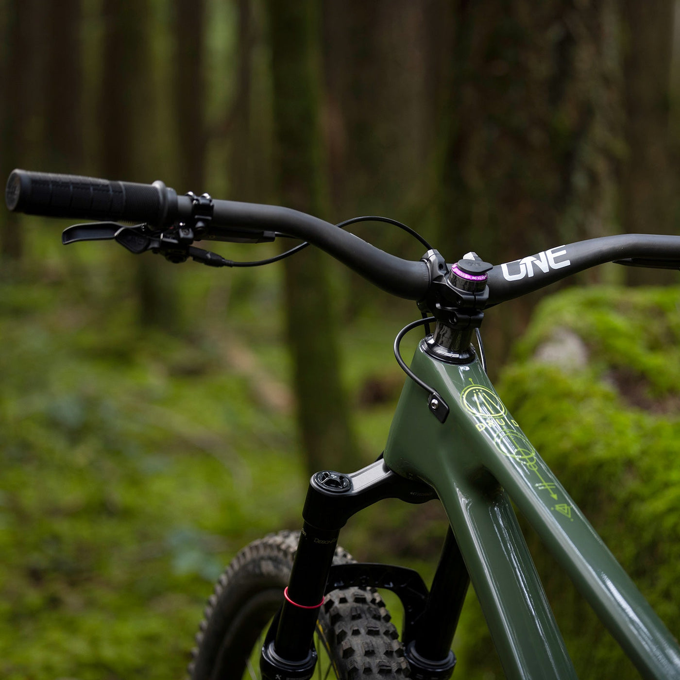 ONE UP V2 Carbon Handlebar
