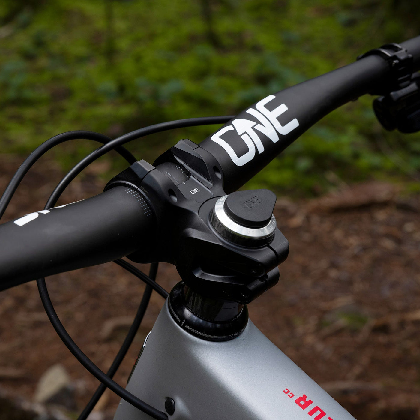 ONE UP V2 Carbon Handlebar