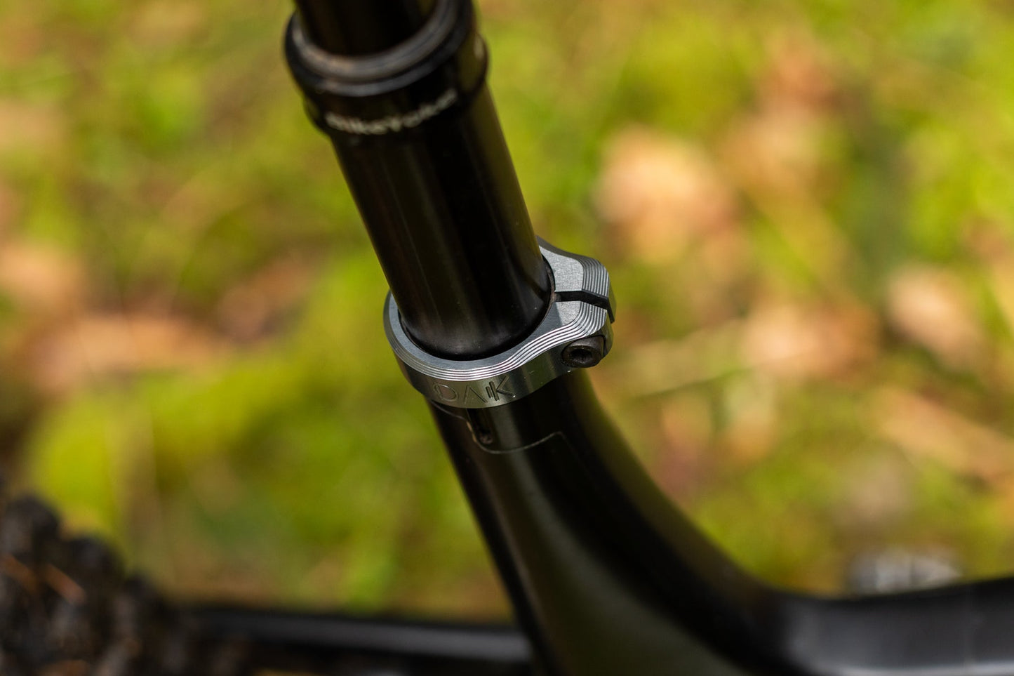 OAK ORBIT Seatpost Clamp