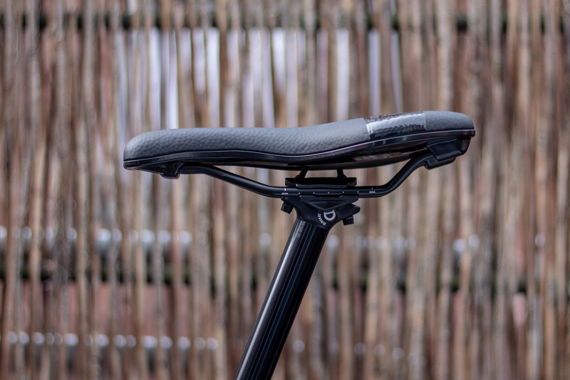 07 BIKEYOKE SAGMA Lite Carbon Saddle