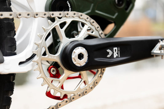 01  OAK COMPONENTS AMULET Chainring