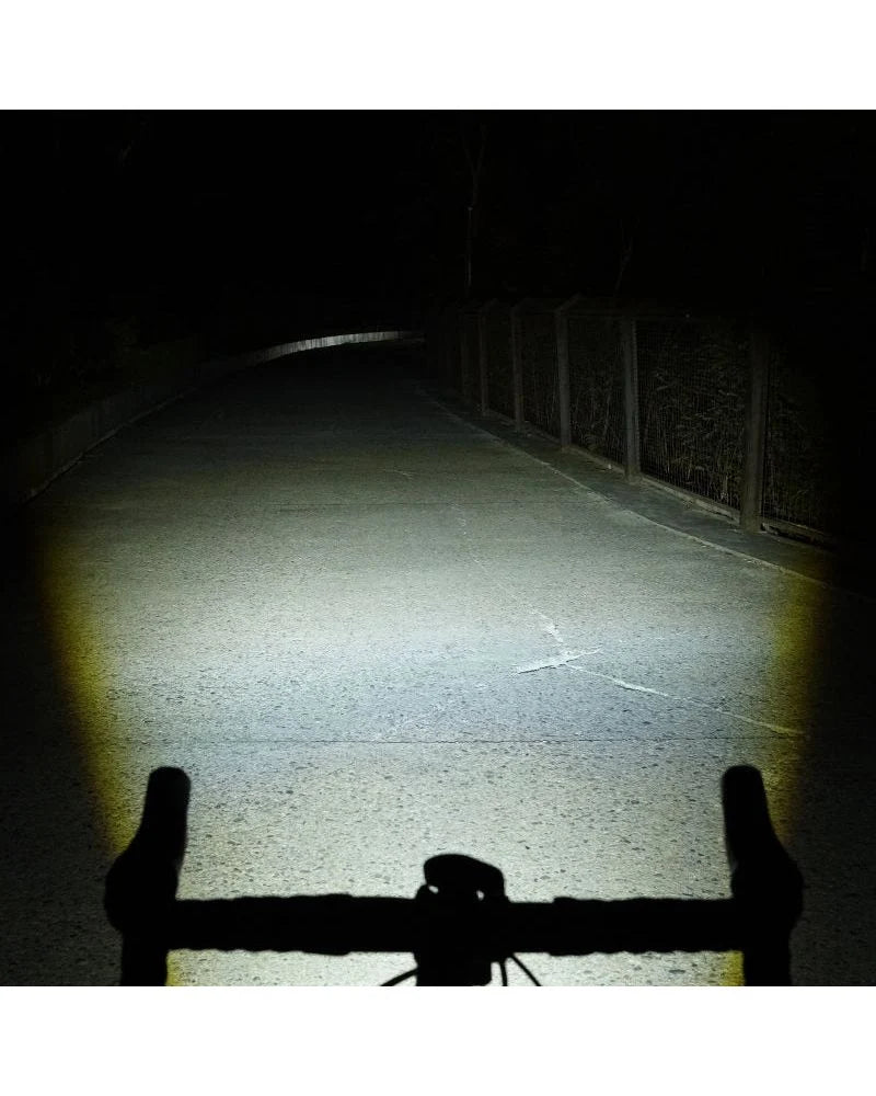 RAVEMEN FR1500 Front Light | Bike Bunker Singapore