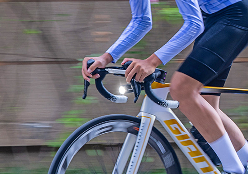 RAVEMEN K1000 USB RECHARGEABLE FRONT LIGHT