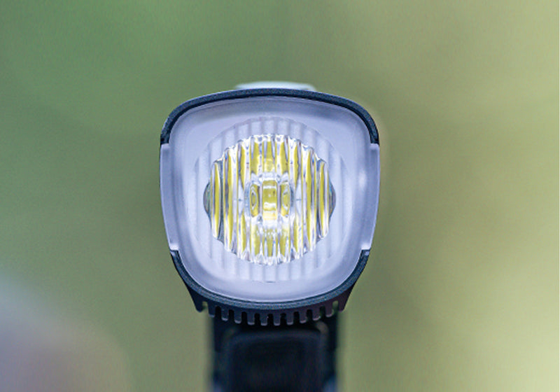 RAVEMEN K1000 USB RECHARGEABLE FRONT LIGHT